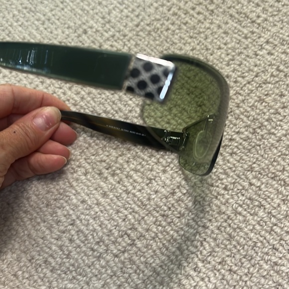 Gucci women’s sunglasses - Picture 6 of 8